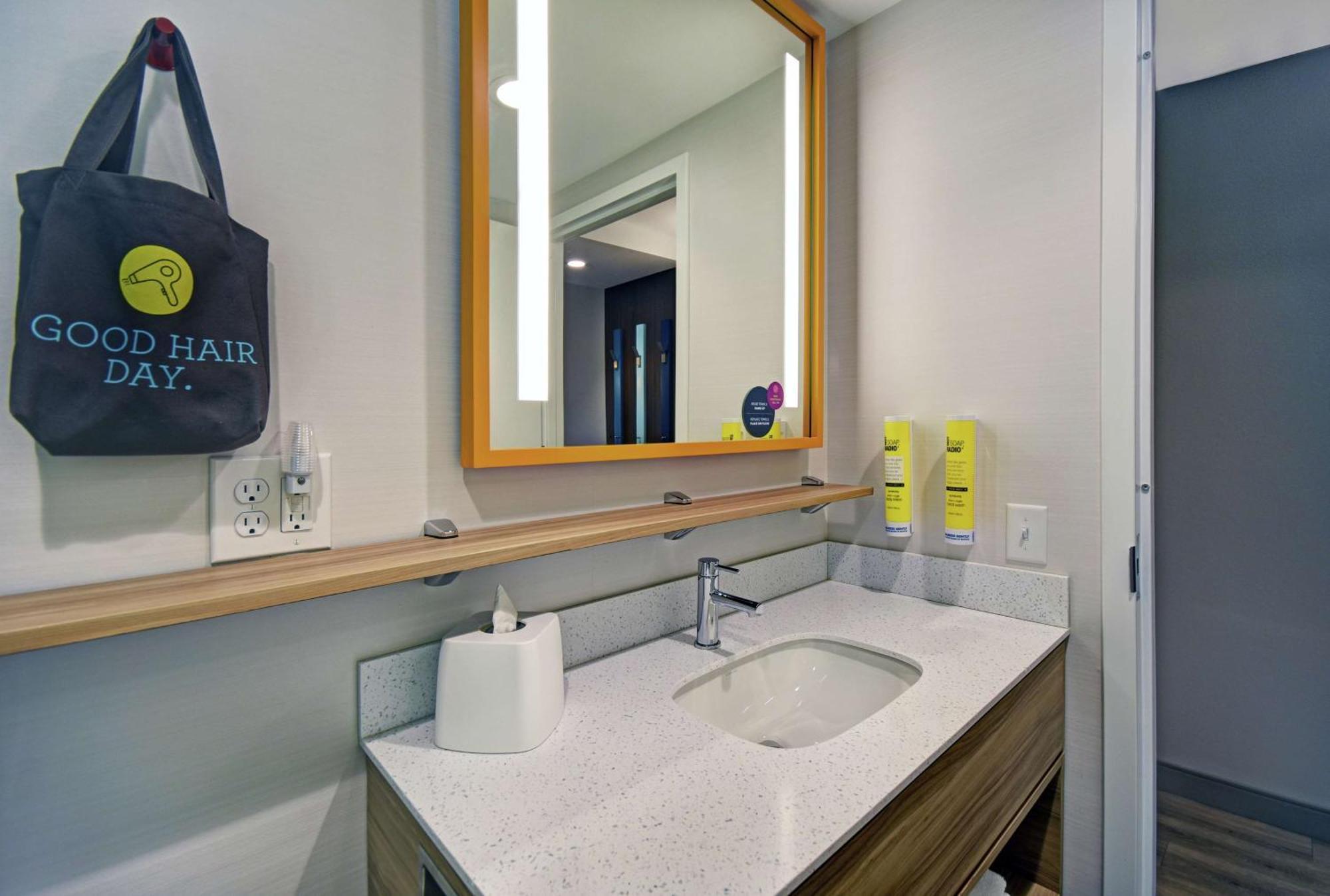 Hotel Tru By Hilton Portland Airport Area Me South Portland Esterno foto